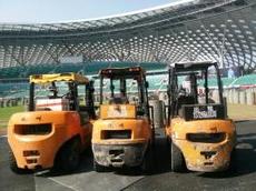 专业高效 | 深圳南山飞达叉车吊车出租与叉车租赁服务