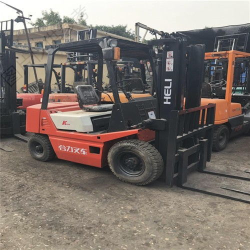 龙口二手合力叉车租赁与销售，锐飞工程机械提供专业叉车解决方案